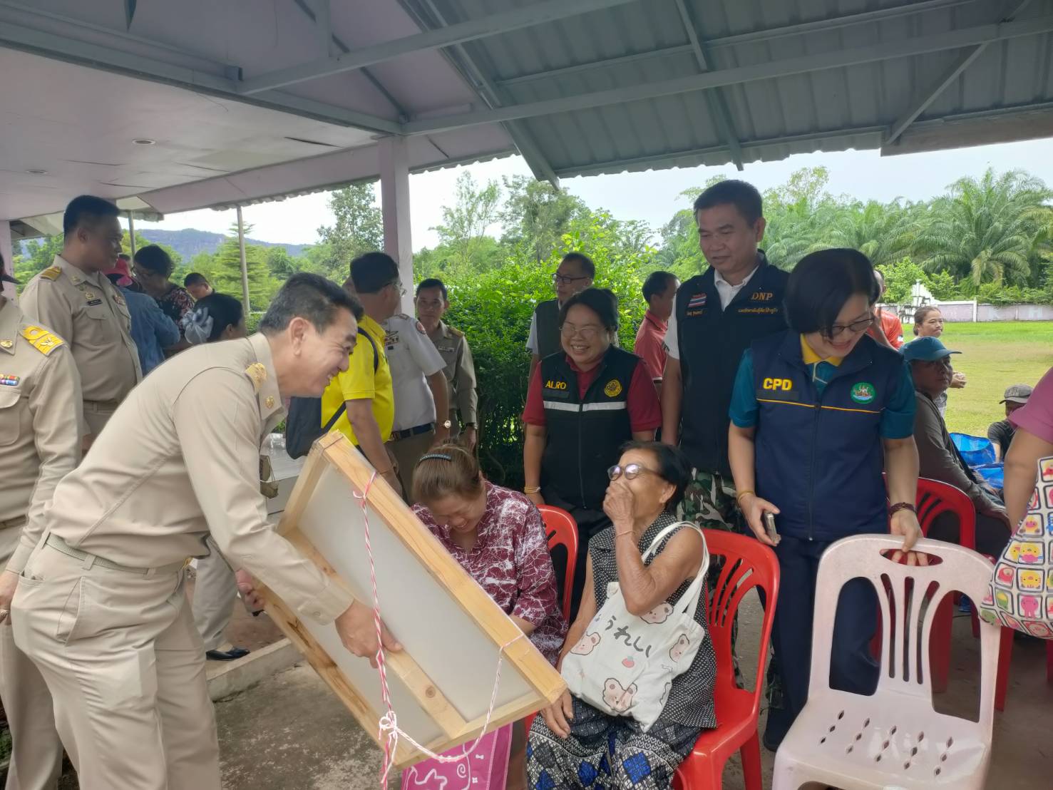 title - ส.ป.ก. บึงกาฬ  ออกหน่วยรับบริการเคลื่อนที่  รับคำร้องเปลี่ยนเอกสารเป็นโฉนดเพื่อการเกษตร